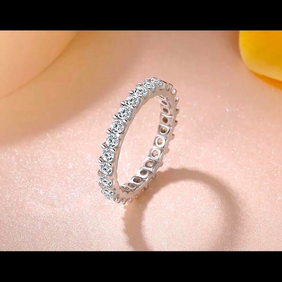 CZ Eternity band - Picture 4 of 7